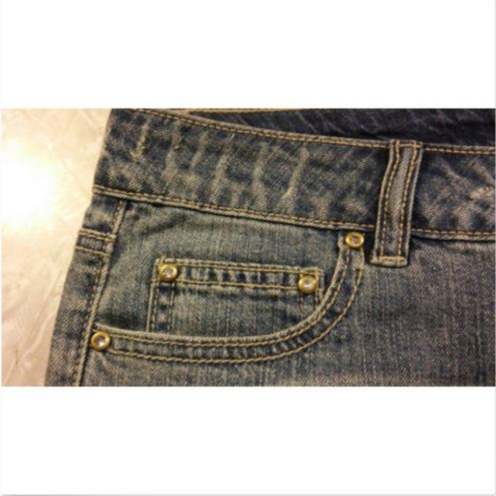 Cache Distressed Rhinestone Patches Bootcut Jeans - image 8